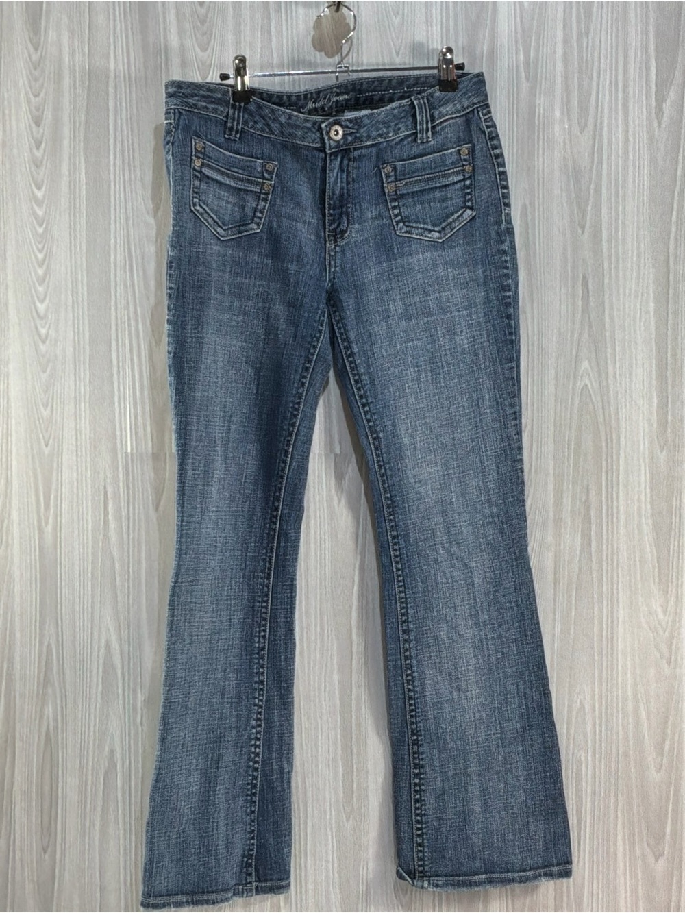 Mudd Bootcut Mid Rise Jeans Women's size 11 Medium Wash Y2K Denim